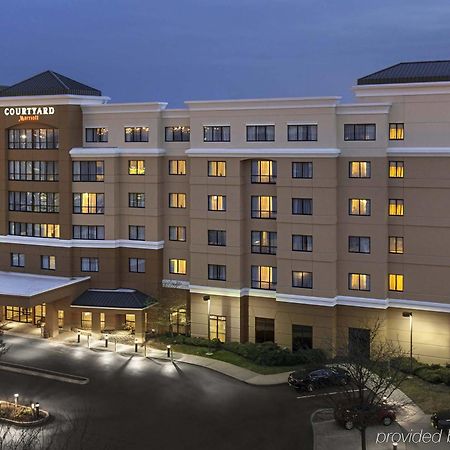 Отель Courtyard By Marriott Newark Элизабет Экстерьер фото
